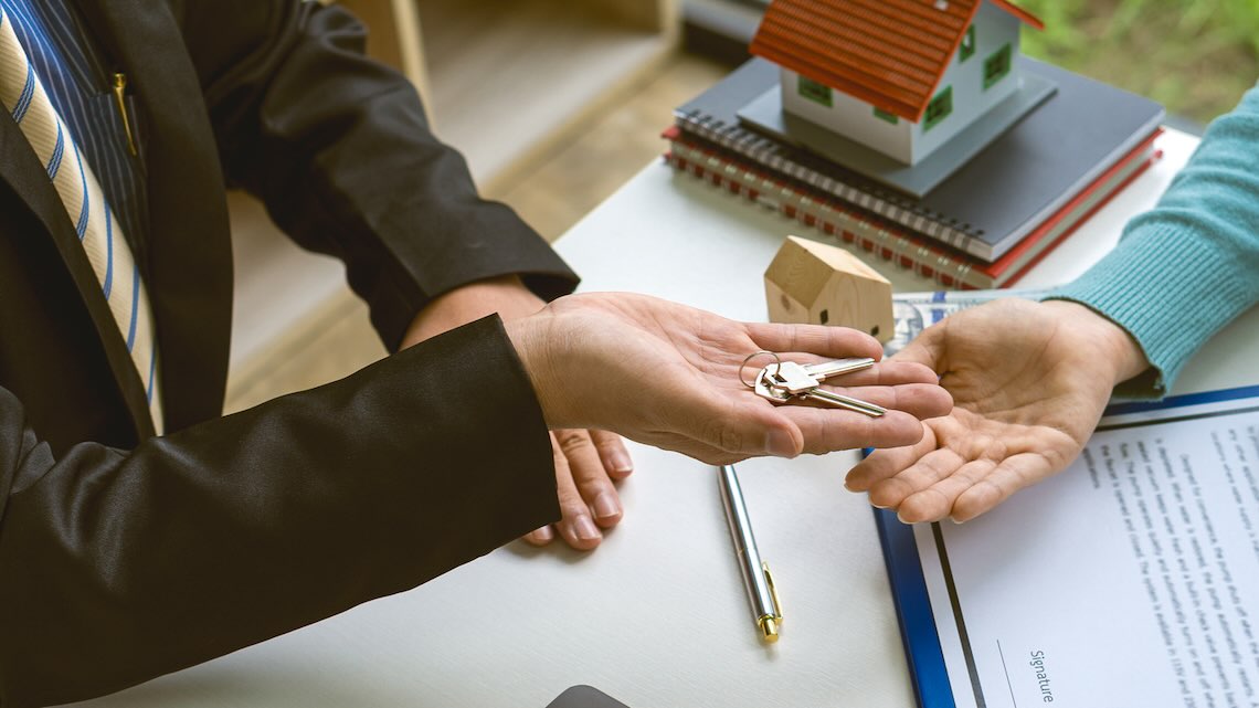 Best Tenant Screening Services for Landlords in 2025